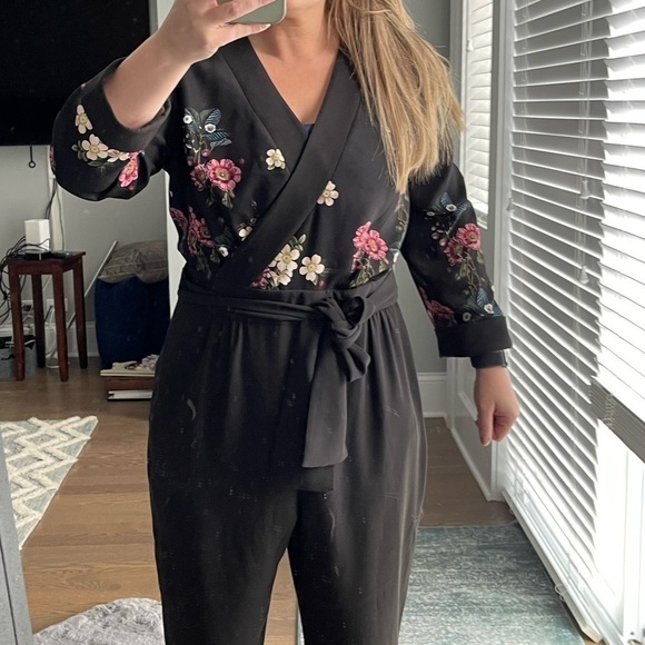 Ted Baker
ELEAANN Oracle Turn Up Hem Jumpsuit - Picture 11 of 11